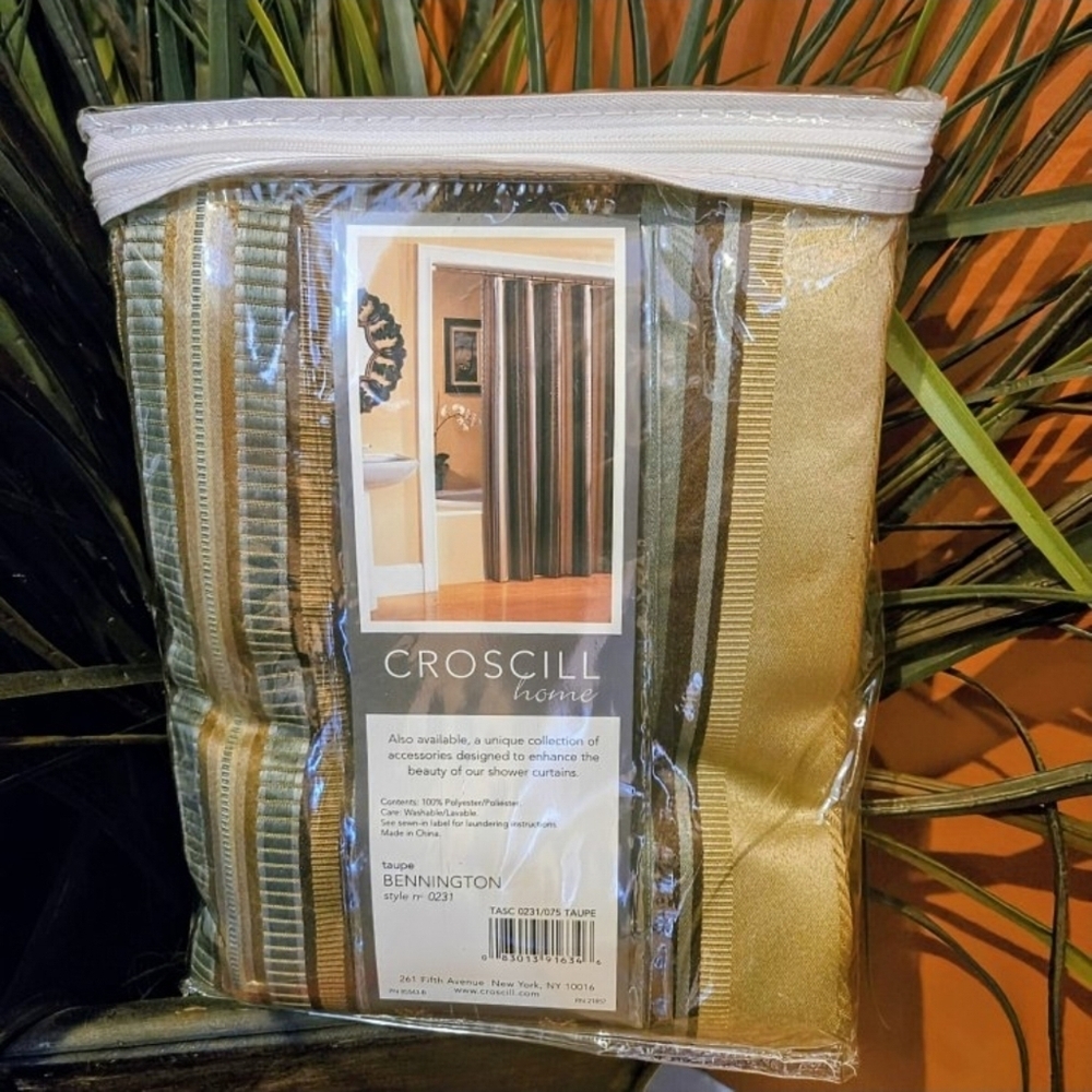 Croscill Home Fabric Shower Curtain/ Rich Striped Fall✨️Winter Hues/ NEW!